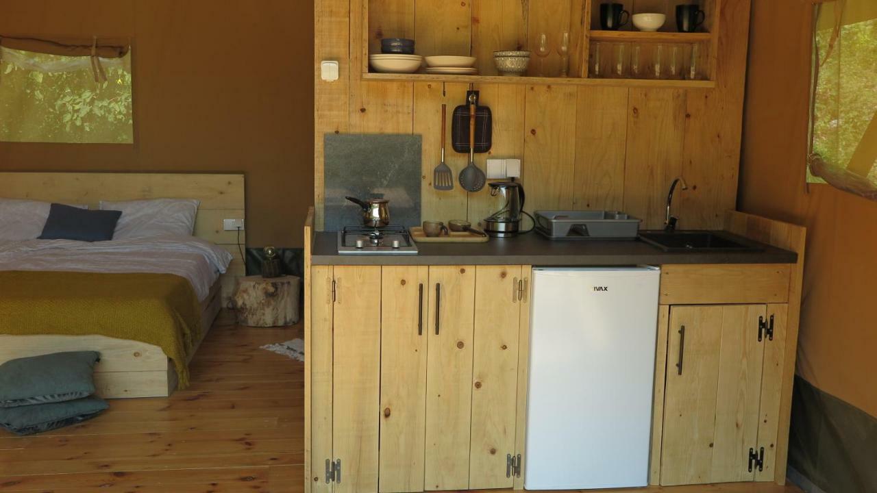 Hoopoe Glamping Hotell Virpazar Exteriör bild